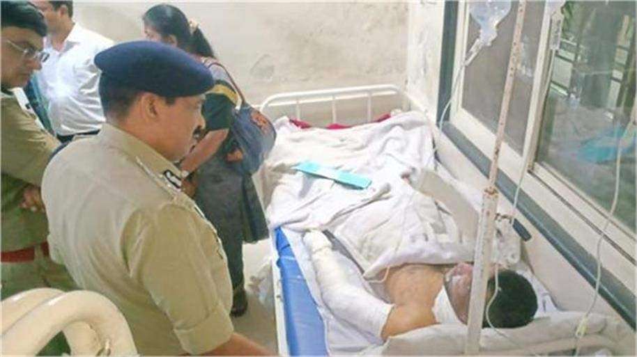 जबलपुर के होटल वेलकम में हुआ blast, युवती की मौत ,7 लोग झुलसे